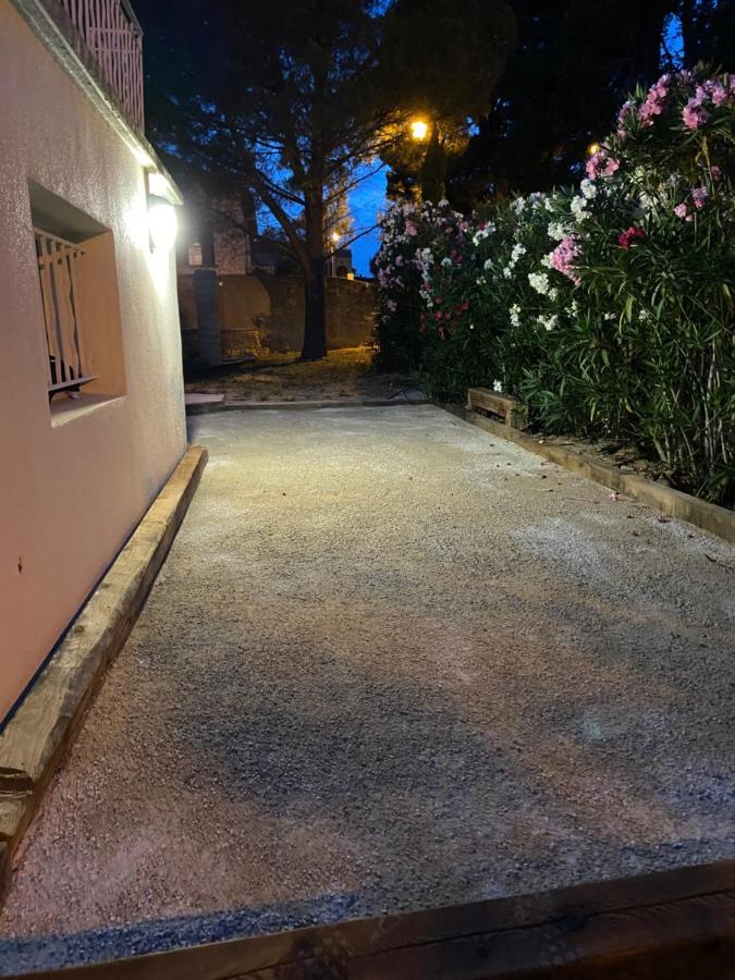 Gite "Au Bout Du Chemin" Beaumes-de-Venise Exterior foto